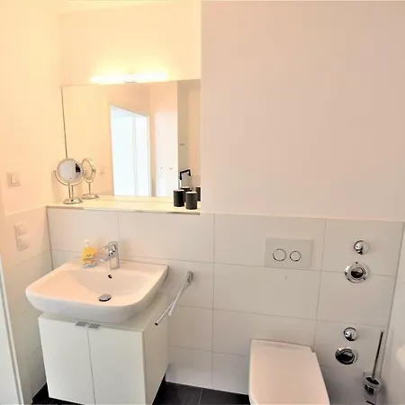 Pier-10-h * Hohwacht